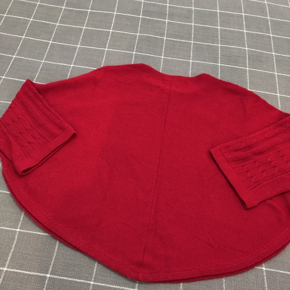 Baby Alpaca Red Poncho Sweater Crew Neck Cable Knit Made in Peru - Picture 4 of 7